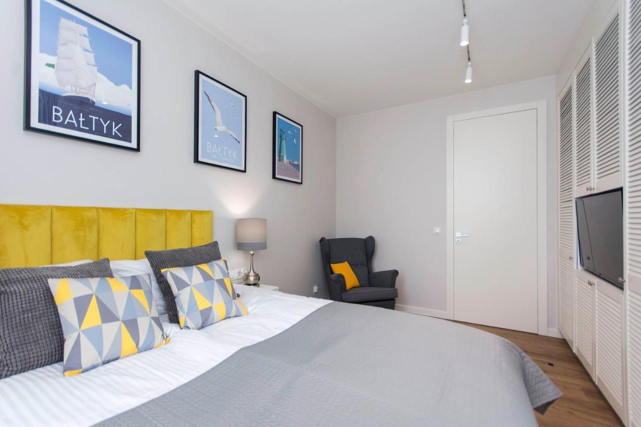 Yellow Rentyear Apartments Danzica Esterno foto